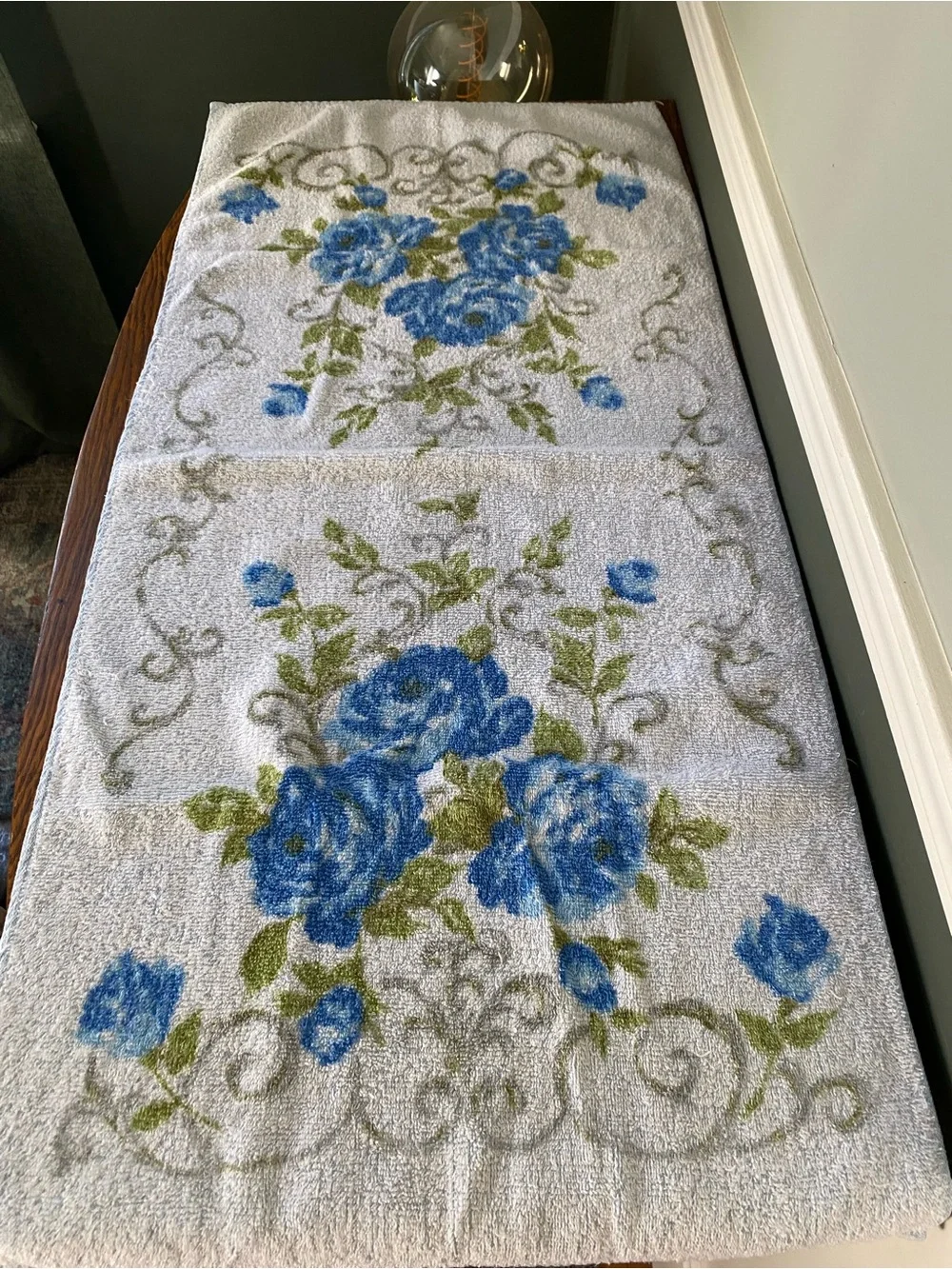 Vintage 1960s Mid Century MCM Blue Floral Bathroom Towel